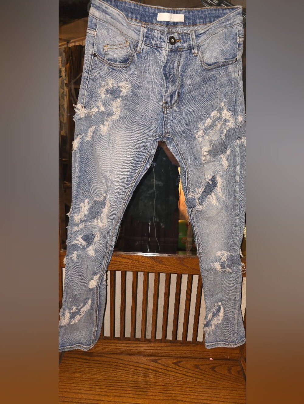 KDNK Men's Heavy Distressed Under-Patched Skinny Jeans Light Wash Blue Size 32